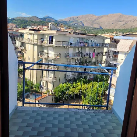 Stunning Views, 2-bed In Apartamento