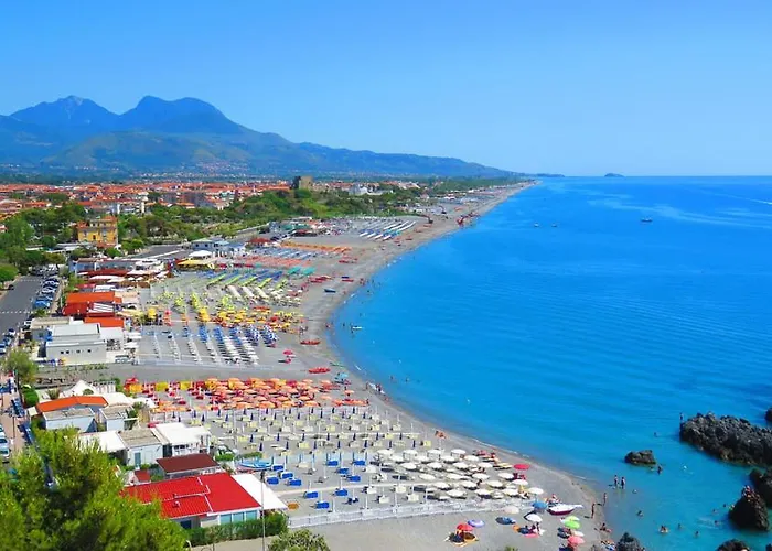 Stunning Views, 2-bed In * Scalea