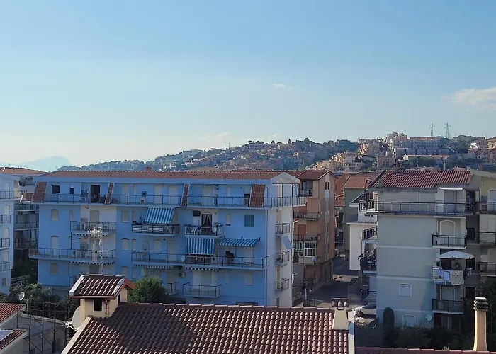 Stunning Views, 2-bed In Scalea